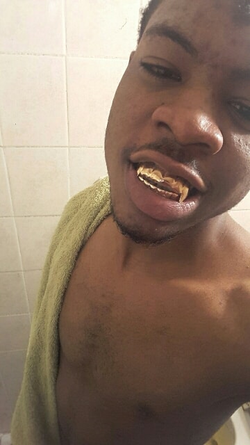 Gold Vampire Fang Grillz